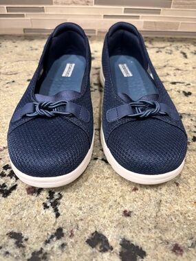 Skechers Navy Blue Slip On Women’s Size 8.5 New